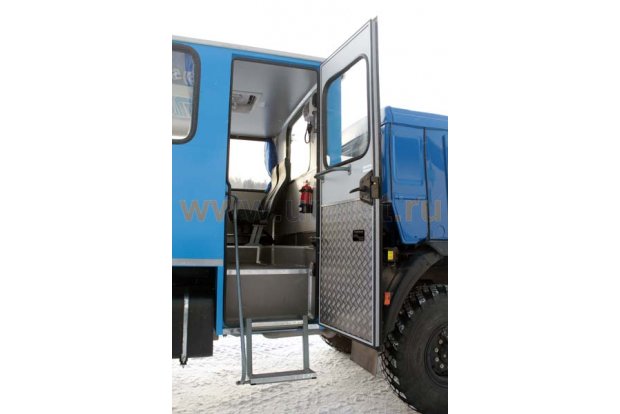 Автобус вахтовый 22+2 сп.м лебедка УСТ 5453 Камаз 5350-66(D5)