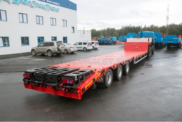 Полуприцеп-тяжеловоз (трал) 943000-123АУК-2К