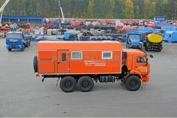 Фургон Камаз Транспортно-бытовая машина ТБМ 43118-RF УСТ-5453