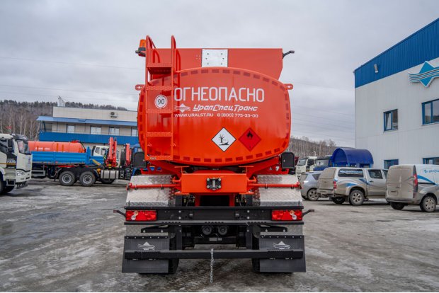 Полуприцеп-цистерна ППЦ 30П-24Д-3 УСТ 9465 рамная ССУ 1450