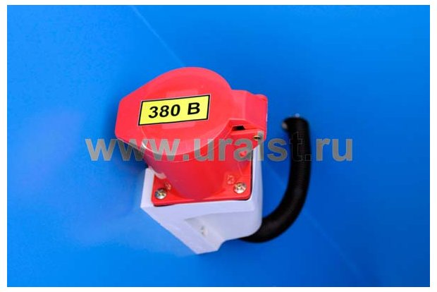 Розетка 380V в отсеке-нише