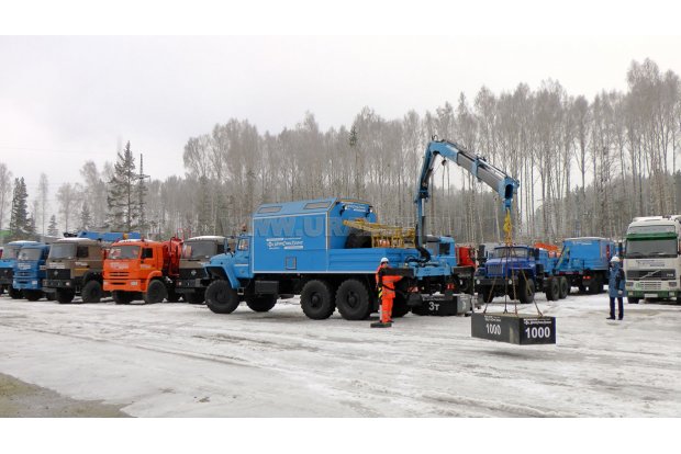 Урал ПАРМ УСТ-54534 4320-60М с краном манипулятором ИМ-95