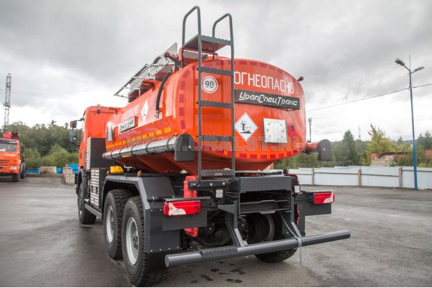 АТЗ-10 SCANIA 6х6