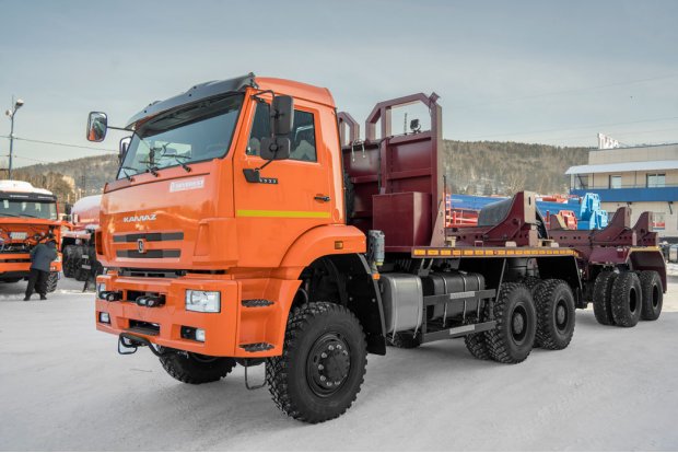 Трубовозный и плетевозный тягач ТПВ Камаз 6522-53