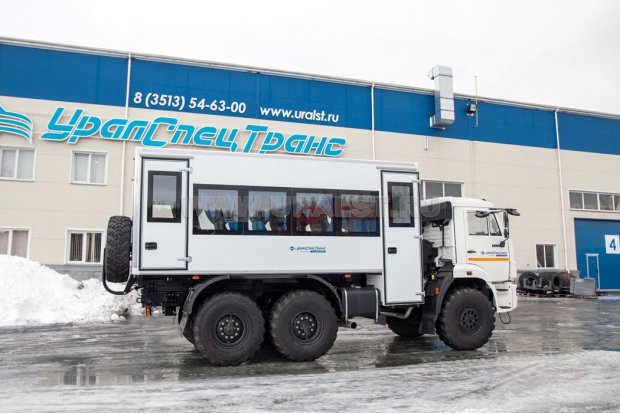 Автобус вахтовый 22+2 базовый УСТ 5453 Камаз 5350-66(D5) сэндвич