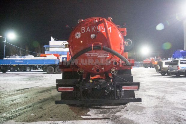 МВ-9+1-ОД PNR бак для воды УСТ 5453 Камаз 43118-50 (илососная, два отсека)