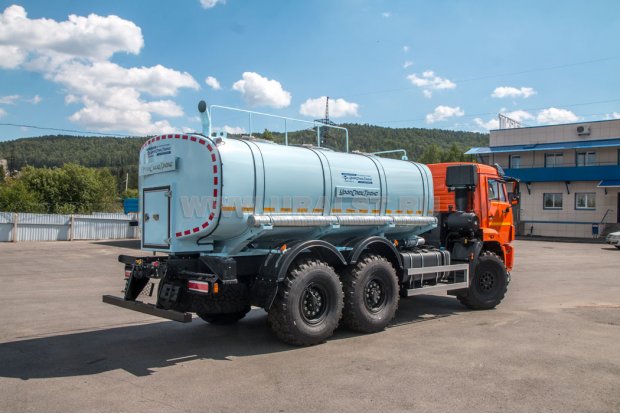 Автоцистерна для воды АЦПТ-10-3НО УСТ 5453 Камаз 43118-50 насос, обогрев