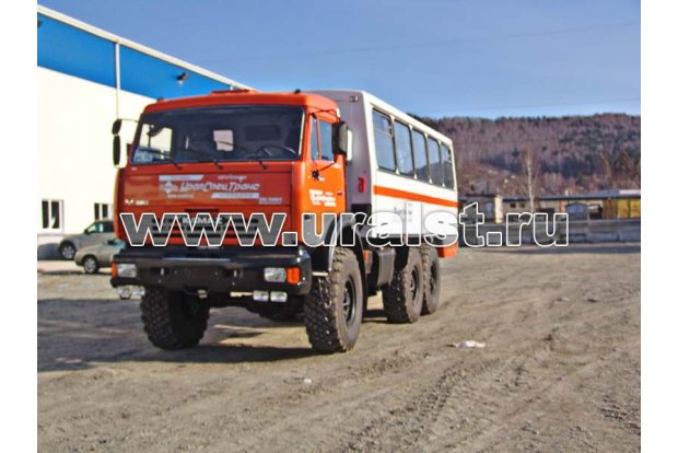 Вахтовый автобус КАМАЗ 4208