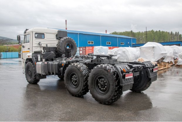 Седельный тягач Камаз 43118 УСТ-5453
