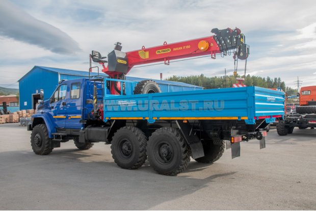 Бортовой автомобиль с КМУ ИТ 150 (тросовый) УСТ 5453 Урал 4320 NEXT, сдвоенная кабина