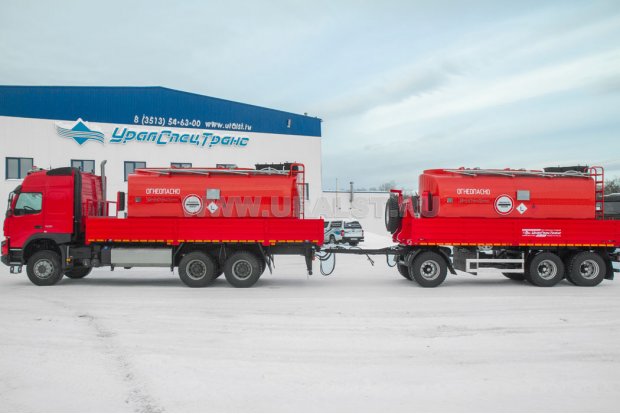 Автомобиль бортовой Контейнеровоз Volvo FM 6x6 + Контейнер-цистерна КЦ-20 УСТ 94653