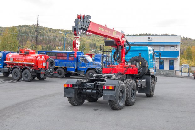 Седельный тягач с КМУ ИТ-150 (тросовый) УСТ 5453 Урал 44202-82Е5