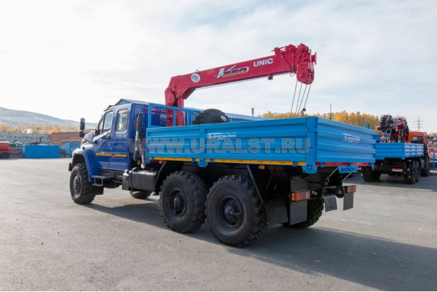 Бортовой автомобиль с КМУ UNIC UR-V554 (тросовый) УСТ 5453 Урал NEXT 4320-72, сдвоенная кабина