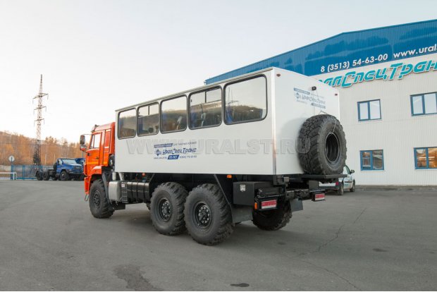 Автобус вахтовый 22 комфорт УСТ 54535 Камаз 43118-50 сп.м