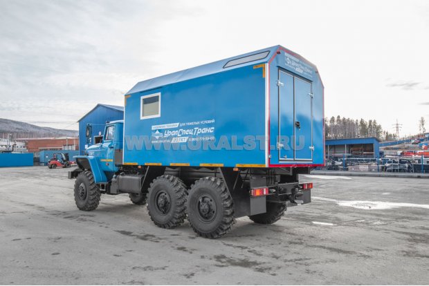 Транспортно-бытовая машина ТБМ УСТ 5453ZY-02 Урал 4320-61E5