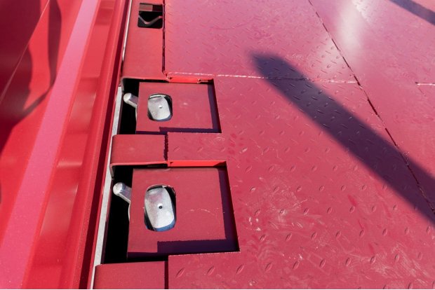 Фитинги для фиксации перевозимых контейнеров