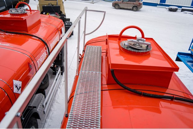 Площадка обслуживания цистерны