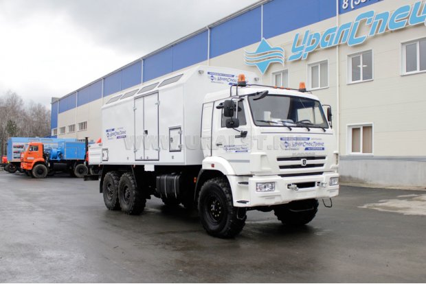 Маслозаправочная станция Камаз с КМУ Palfinger PK-8500
