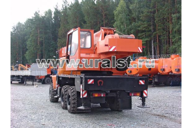 Автокран КС 55713-3К-1 "Клинцы" Урал 5557