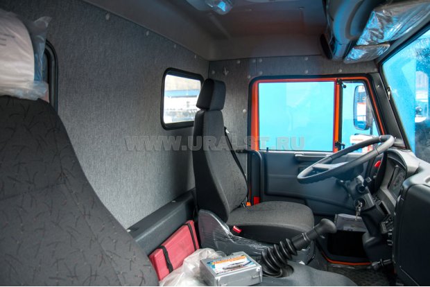 Автотопливозаправщик АТЗ-8Б УСТ 5453 Камаз 43118-50 сп.м доработка под ДОПОГ
