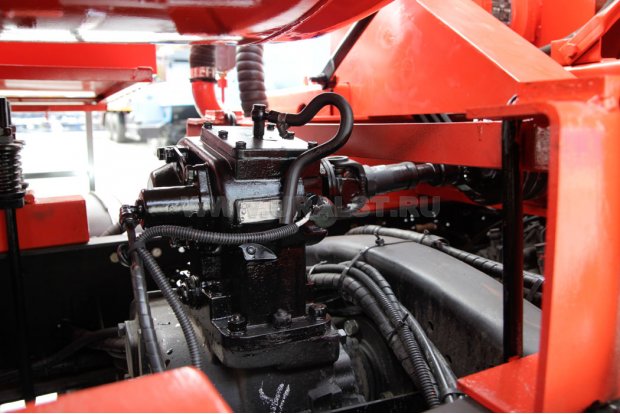 Автоцистерна вакуумная для нефтепродуктов АКН-6,5 ВК-3М УСТ 5453 Камаз 5350-66(D5), доработка под ДОПОГ
