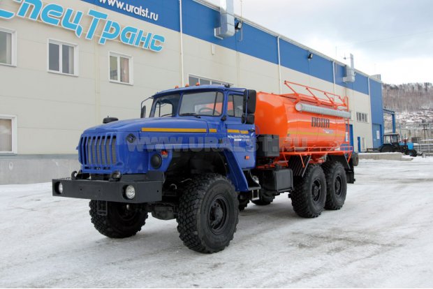 АЦПТ-8 Урал 5557Е5