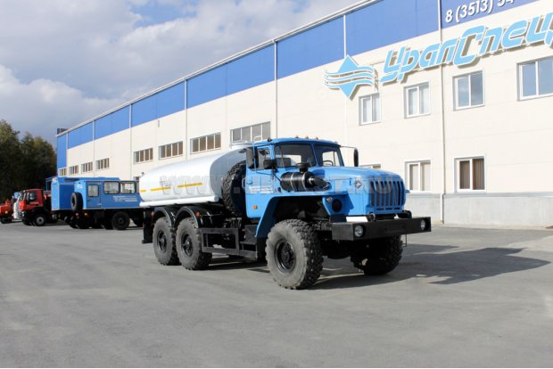 АЦПТ-8,0 (4675-10) с насосом Урал 5557Е5