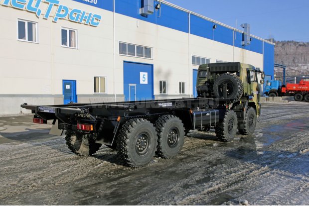 Автомобиль контейнеровоз Камаз 63501