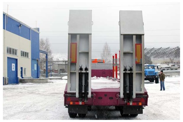 Полуприцеп-тяжеловоз 990640-075-УК