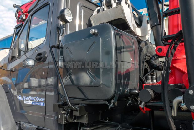 Седельный тягач с ГМ EPSILON М100L97 УСТ 5453 Урал NEXT 4320-6951-74 NEXT