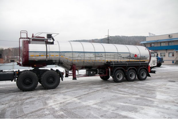 Полуприцеп цистерна для нефти УСТ-94651