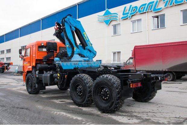 Седельный тягач с КМУ ИМ-240 УСТ 5453 Камаз 43118