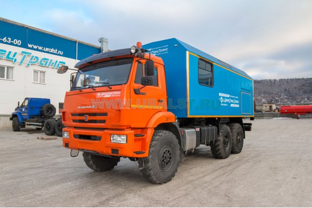 Транспортно-бытовая машина ТБМ УСТ 5453 Камаз 43118-50, три отсека
