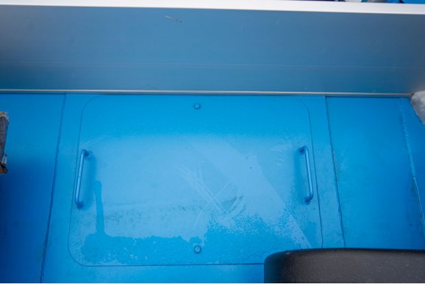 Ниши на гусаке под оборудование