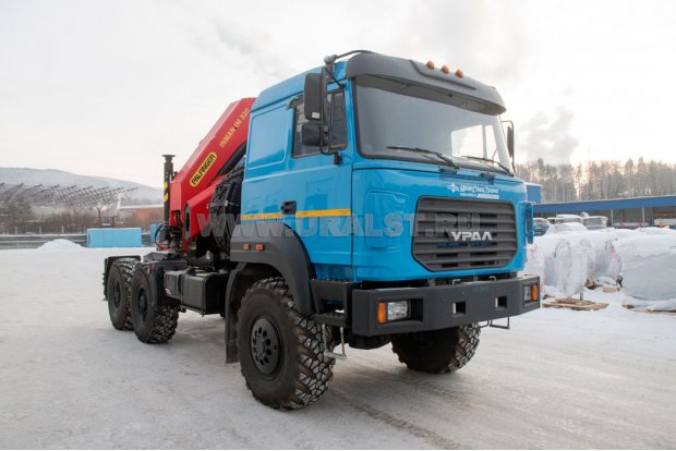 Седельный тягач с КМУ ИМ-320-05 УСТ 5453 Урал 44202-82Е5