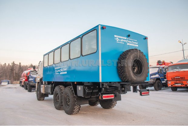 Автобус вахтовый 28 базовая УСТ 54535 Камаз 43118