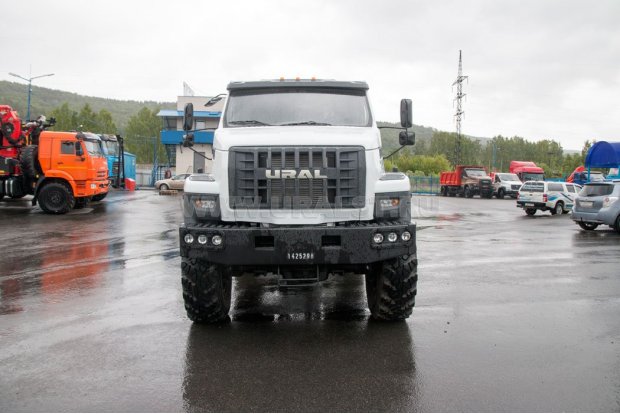 Лесовоз УСТ 5453 Урал NEXT 5557-74
