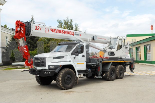 Автокран КС 55733-33 "Челябинец" Урал 4320-72Е5 NEXT