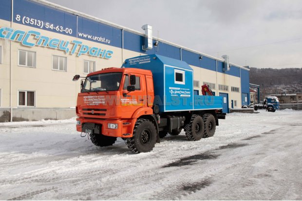 Транспортно-бытовая машина УСТ-5453 с КМУ ИМ-20 на шасси Камаз 43118-46