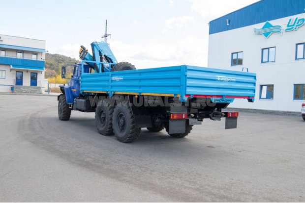 Бортовой автомобиль с КМУ ИМ-95 УСТ 5453 Урал 4320-1951-60