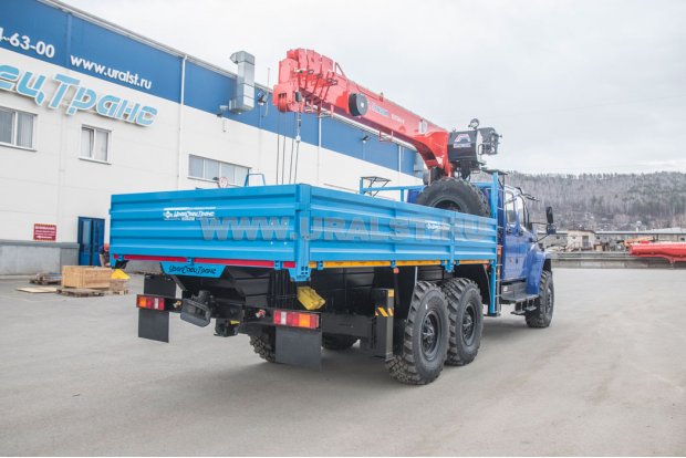 Автомобиль бортовой с КМУ KS-1256G-II УСТ 54534V Урал 4320-74Е5И06, сдвоен. кабина
