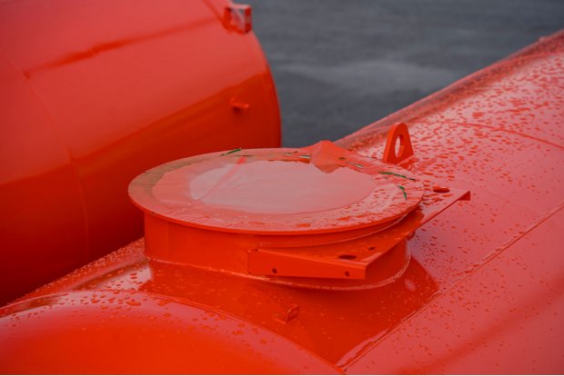 Заливная горловина