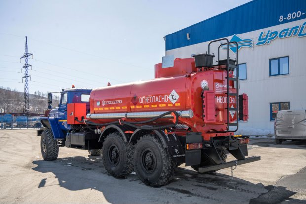 Автотопливозаправщик АТЗ-10Б УСТ 5453 Урал 4320-1951-60 доработка под ДОПОГ, УВЭОС