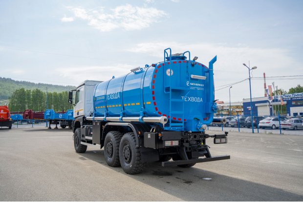 Автоцистерна для технической воды АЦВ-20
