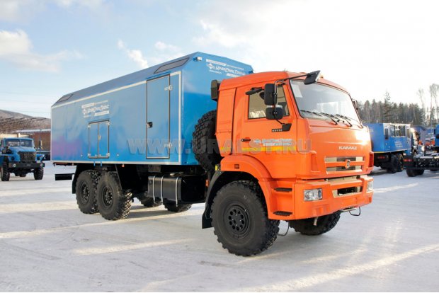 Маслостанция УСТ-5453 на шасси Камаз 43118-46