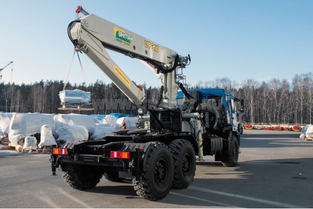 Седельный тягач с КМУ ИФ-300 УСТ 5453 Камаз 43118, сп.м