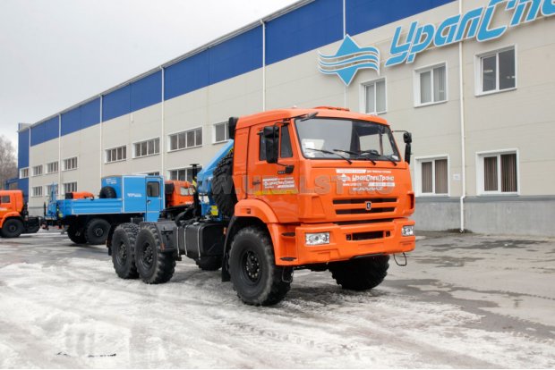 Седельный тягач с КМУ ИМ-77 УСТ 5453 Камаз 43118