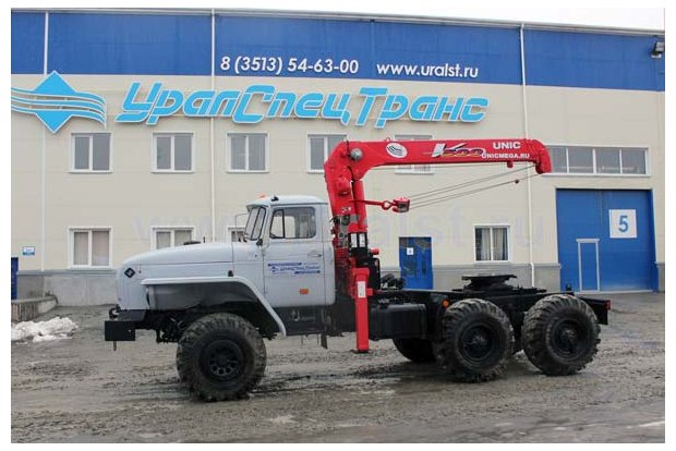 Седельный тягач с КМУ UNIC 503 УСТ 5453 Урал 44202-60Е5