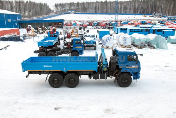 Автомобиль бортовой Камаз 43118-46 с КМУ ИМ-77