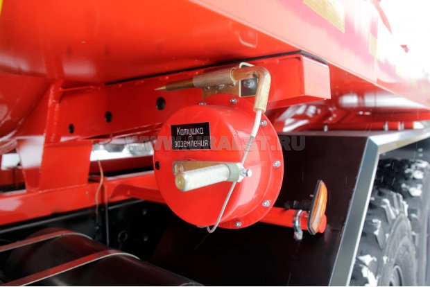 Автоцистерна вакуумная для нефтепродуктов АКН-9-ОД PNR УСТ 5453 Камаз 43118 (Cummins) сп.м., доработка под ДОПОГ